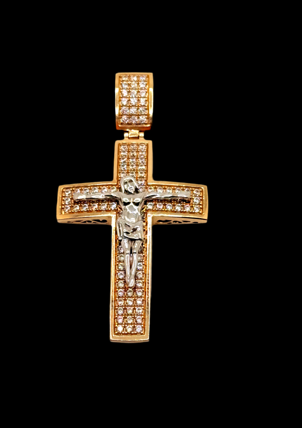 14KT YELLOW GOLD CUBIC ZIRCONIA CROSS PENDANT